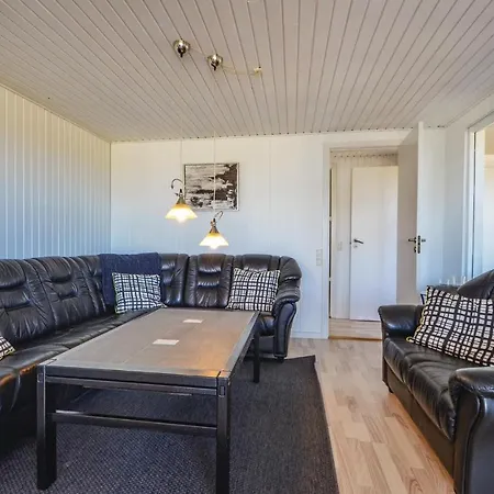 Feriehus Four-bedroom Holiday In Thisted *