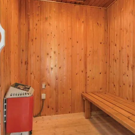 Four-bedroom Holiday In Thisted *